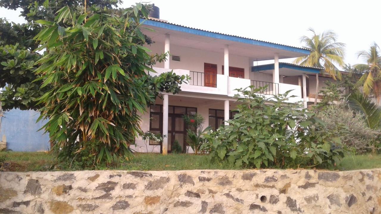 Masha Beach Inn Tangalle Exteriör bild