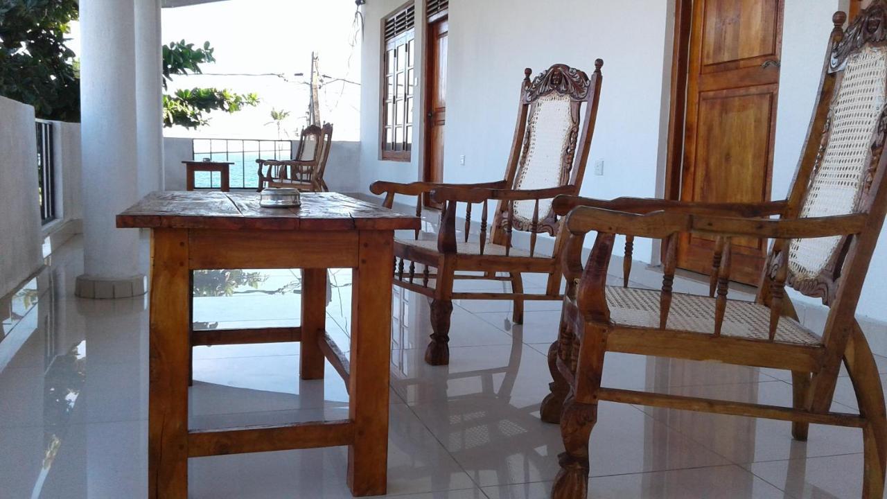 Masha Beach Inn Tangalle Exteriör bild